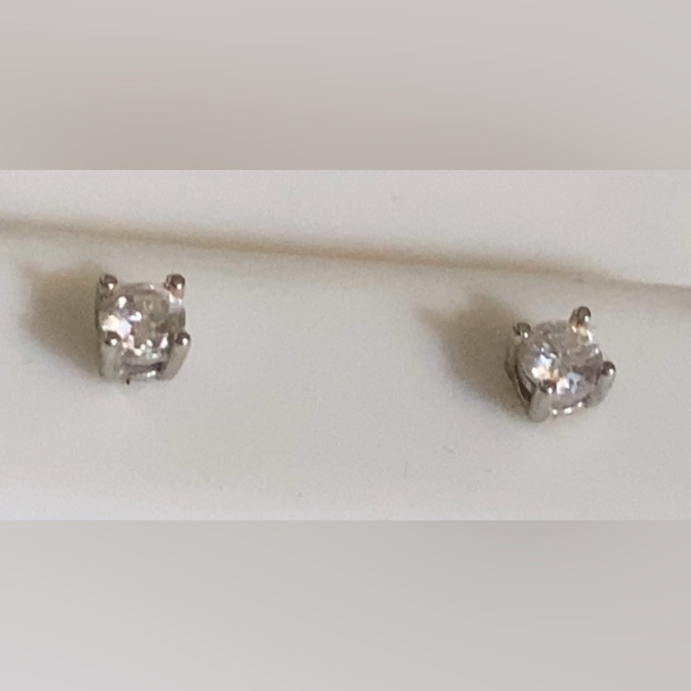 Classic White Crystal Stud Earrings - Silver Tone